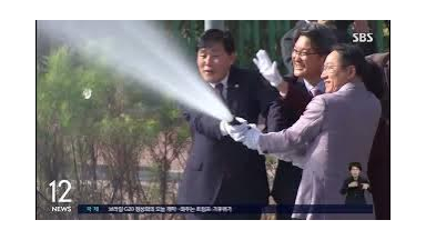 해저관로 깔아 수돗물 공급… 섬 식수난 해결 20241118    SBS뉴스